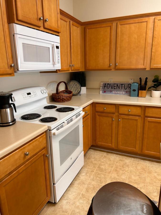 Апартаменты Cute And Cozy 5 Min From Carowinds Шарлотт Экстерьер фото